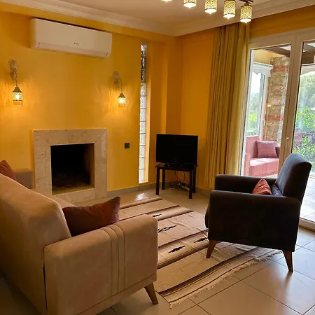 With A Private Pool And Mountain View In A Quiet Area Next To Fores * Fethiye