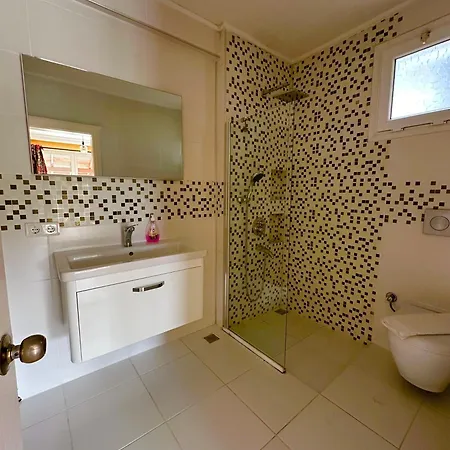 فيلة With A Private Pool And Mountain View In A Quiet Area Next To Fores *