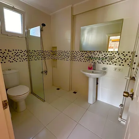 With A Private Pool And Mountain View In A Quiet Area Next To Fores * Fethiye